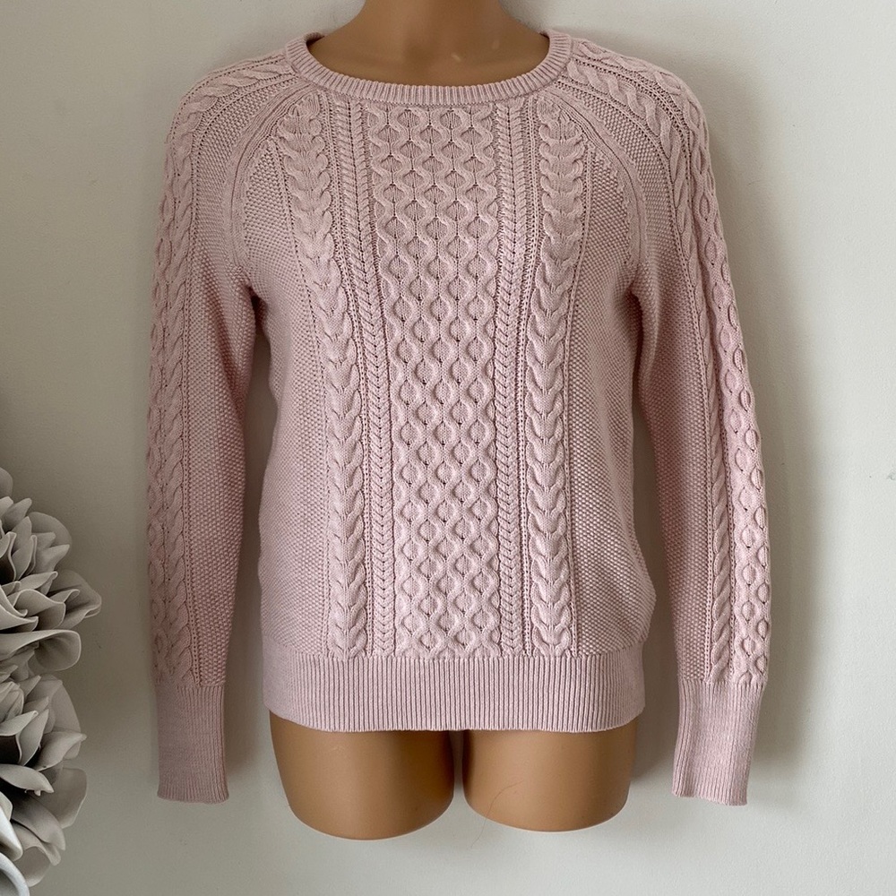 Cable-Knit Crewneck Sweater | M